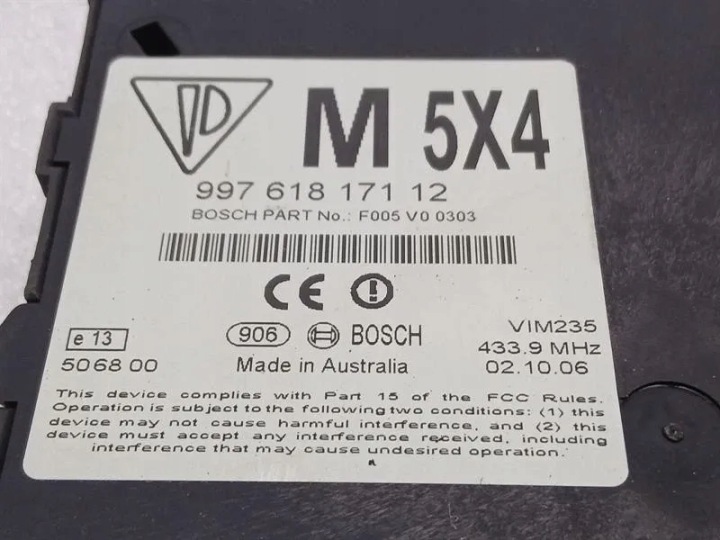 CONTRÔLEUR MOTEUR PORSCHE 99761860103