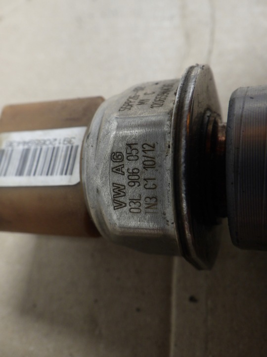 MOULURE INJECTION VW AUDI A4 B8 03L089JPQ