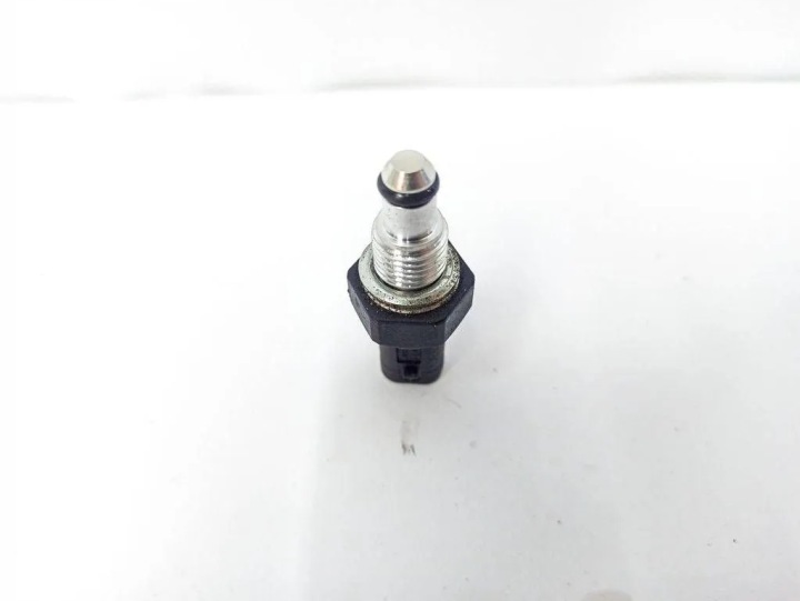 CAPTEUR TEMPÉRATURE CARBURANTS MERCEDES-BENZ B (W246, W242) 04330 34273574 1.8L