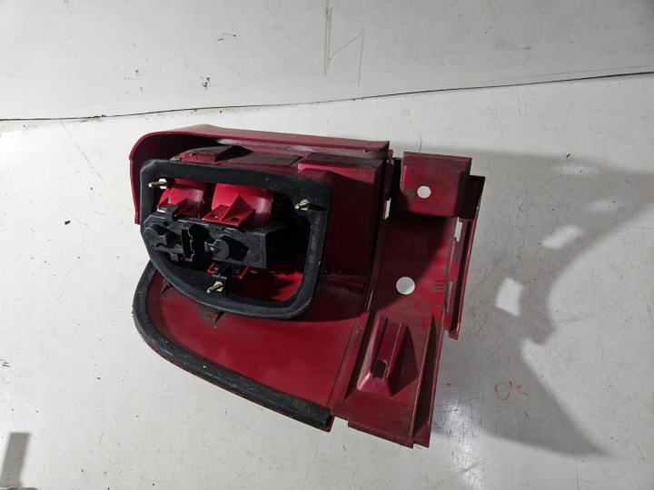 OPEL VECTRA C 2005 LIFT UNIVERSEL PHARE DROIT ARRIÈRE ARRIÈRE 7M3945258