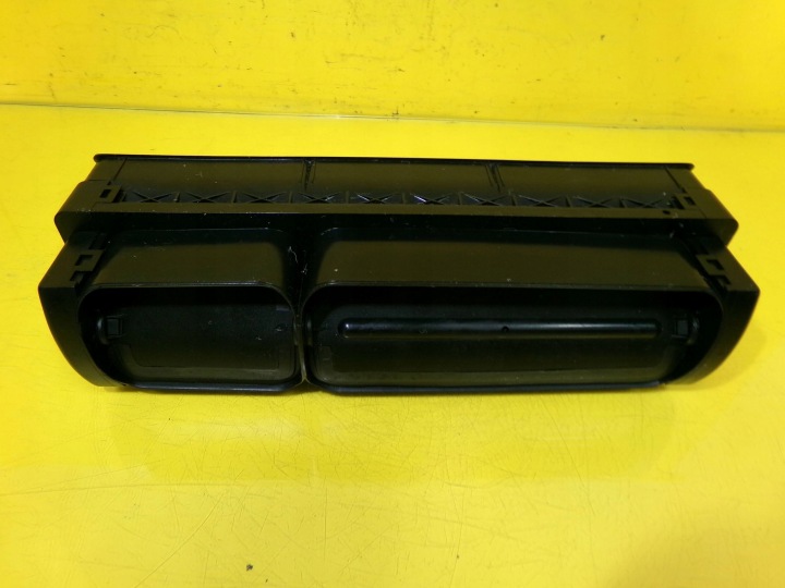 GRILLE CONDUIT D'AIR CENTRALE AUDI A4 B5 8D0820951 NR1342