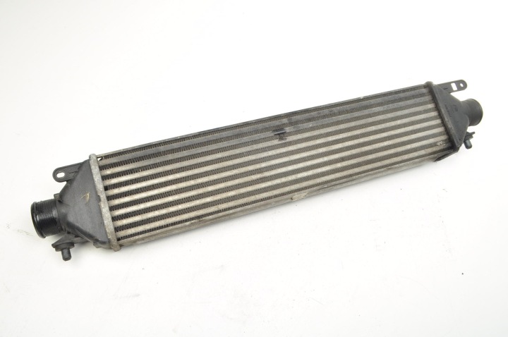 ALFA ROMEO GIULIETTA 1.6 JTDM RADIATEUR AIR ÉCHANGEUR AIR-AIR