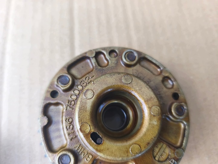 KOLO ÉCHANGEABLE PHASE DISTRIBUTION BMW E46 N46B18A 11367500032-06