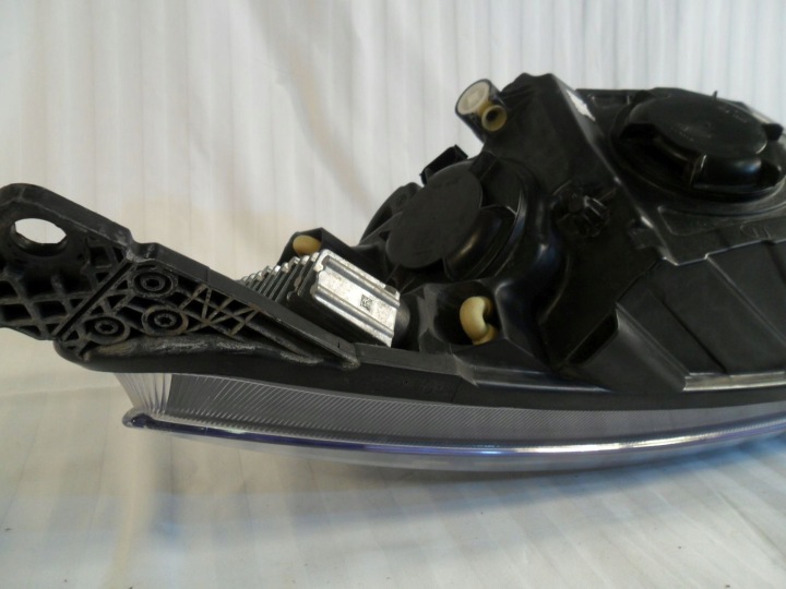 FORD FOCUS MK4 PROJECTEUR DROIT AVANT PHARE DROITE AVANT AVANT