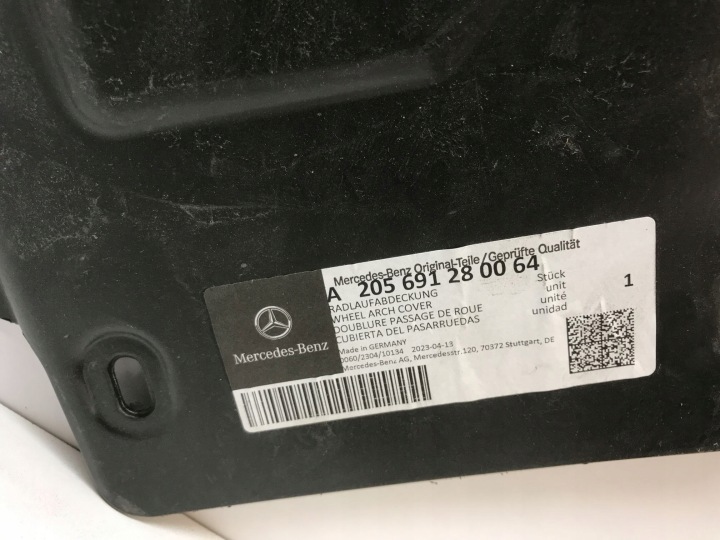 MERCEDES W205 PASSAGE DE ROUE DROIT AVANT A2056912800
