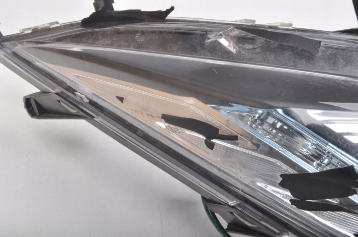 KAWASAKI J300 PHARE AVANT PROJECTEUR AVANT