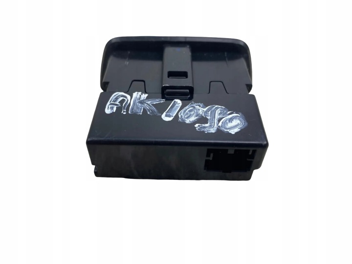 USB AUDI Q4 SUV (F4B) 2G6035954 35220839 2024