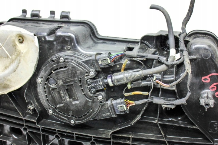 RÉSERVOIR ADBLUE MERCEDES-BENZ A2474709002 2.0L DIESEL 2021
