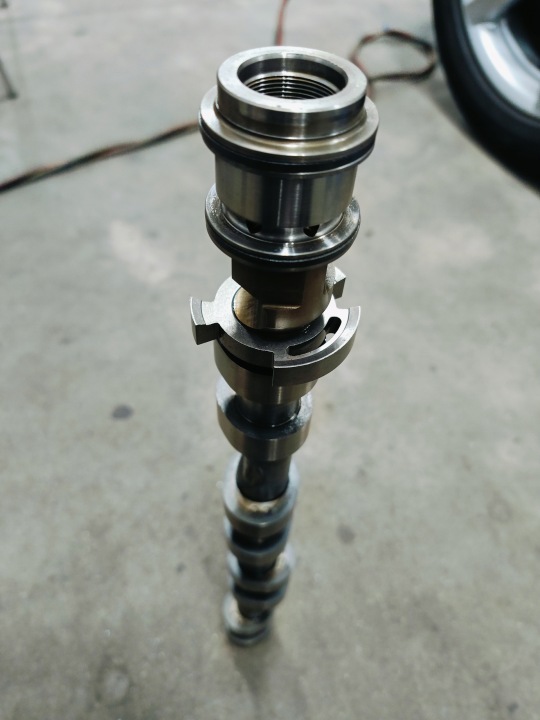 ARBRE À CAMES ADMISSION BMW 8600429 M5 M8 X5M X6M G30 G07 N63 S63 PARFAIT