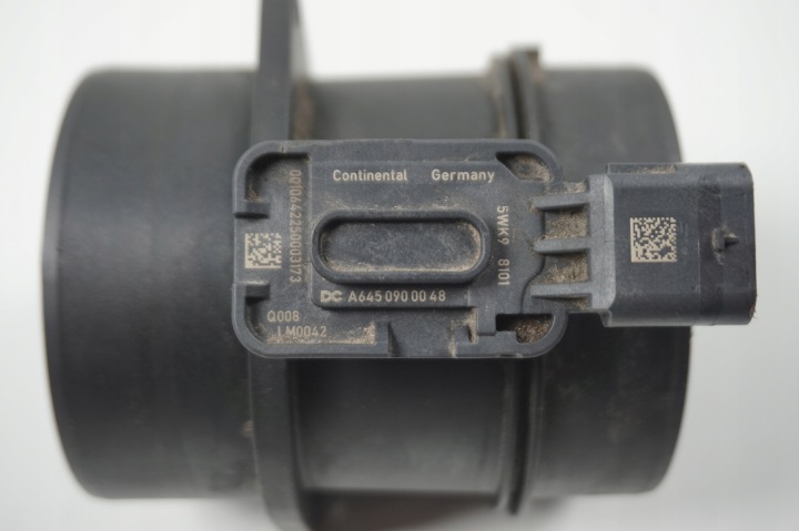 MERCEDES W176 DÉBITMÈTRE W246 6450900048 PRZEPLYWKA