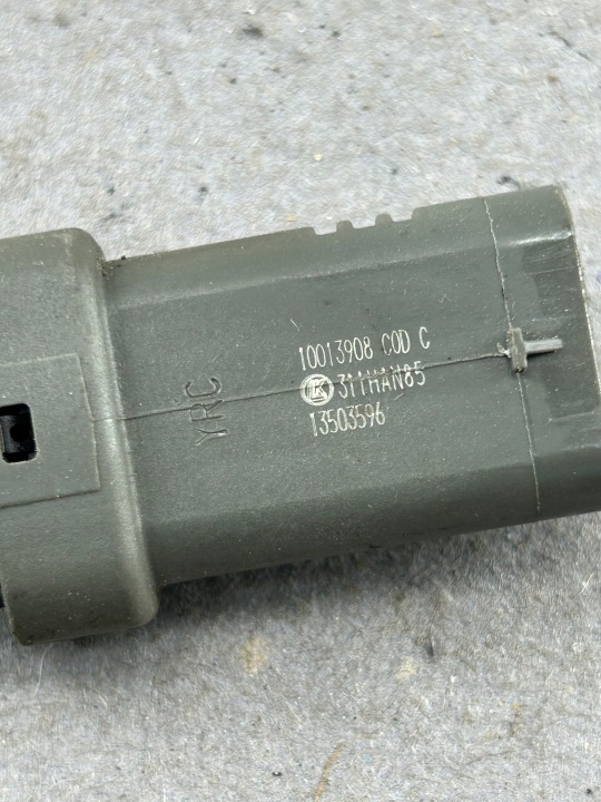 OPEL ASTRA V K 1.0 GAUCHE SONDE LAMBDA 12663317 0258010460