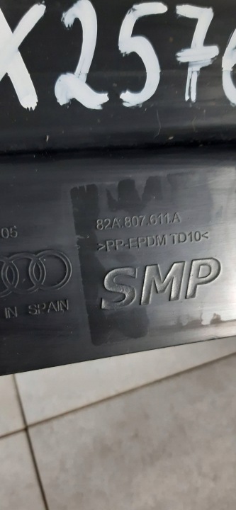 AUDI A1 II S-LINE PLAQUE PROTECTION PARE-CHOCS AVANT 82A807611A