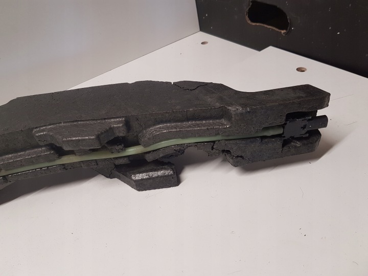 AMORTISSEUR PARE-CHOCS AVANT BMW G30 G31 LCI 9498610