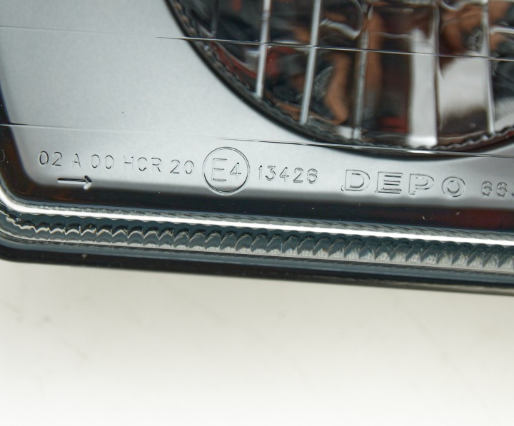 PHARE AVANT VERS IVECO STRALIS 2003-2007 41221015 DROITE