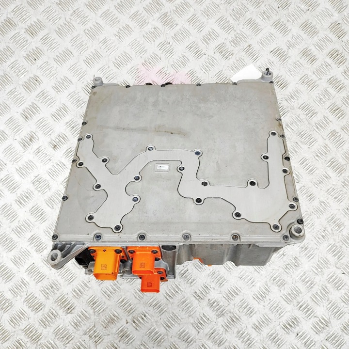 INWENTER PORSCHE TAYCAN 9J1915539DG 33514128 420KW 2021