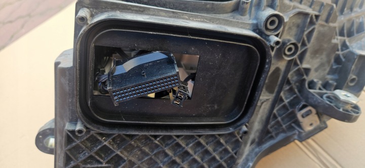 MERCEDES W205 C205 205 LIFT A205 A2059061606 MULTIBEAM LED DROITE