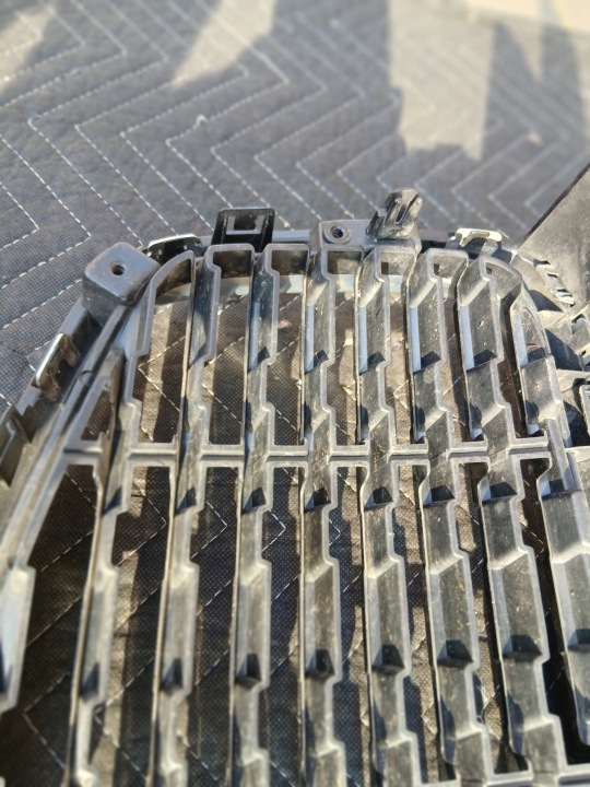 GRILLE CALANDRE RADIATEURS 31425534 VOLVO XC90 II 2017R