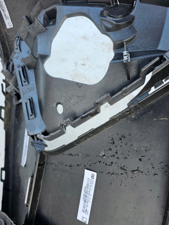 PARE-CHOCS AUDI Q4 89A E-TRON 21- AVANT AVANT ETRON AVANT 89A807437A