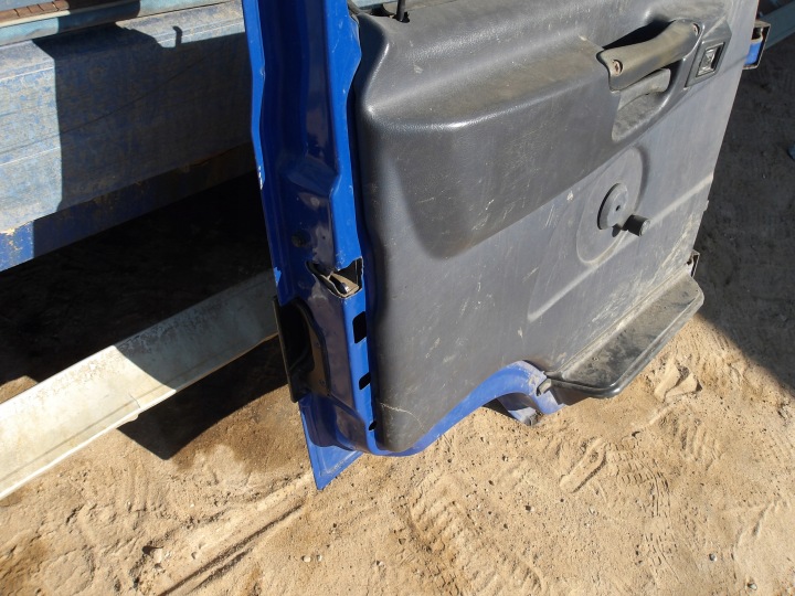PORTES GAUCHE DAF FA 45 2001R