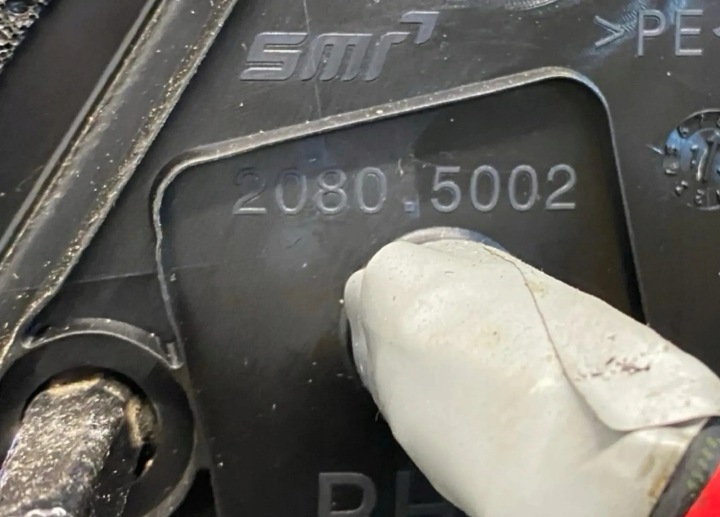 RÉTROVISEUR DROIT NISSAN QASHQAI II (J11, J11_) E11038139 1.2L GASOLINE 2015