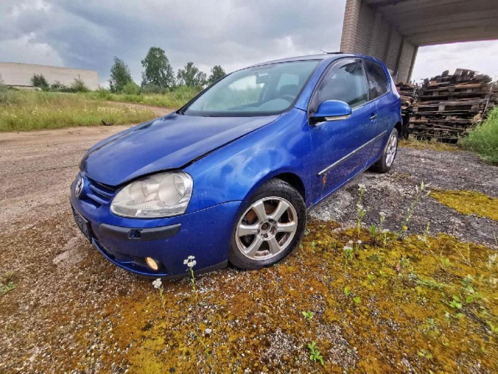 VOLKSWAGEN GOLF BOÎTE FUSIBLES 2005 1.9L 1K0937700A 1K0 937 700 A,