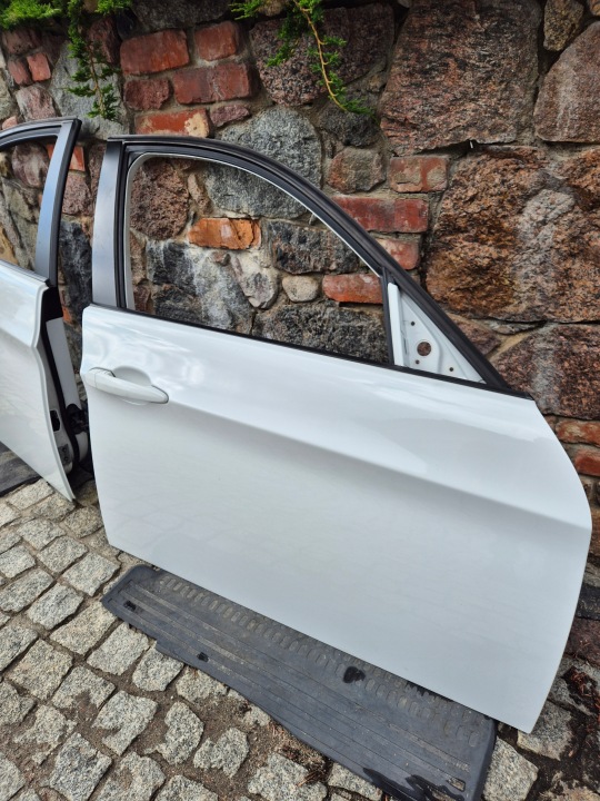 BMW E90 E91 LCI PORTES AVANT DROIT AVANT DROIT PEINTURE ALPINWEISS 3