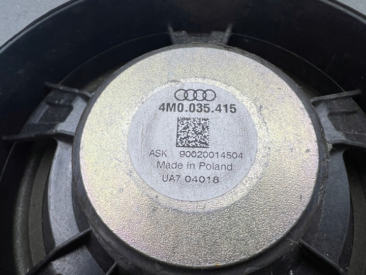 HAUT-PARLEUR PORTES AUDI Q7 4M0 4M0035415