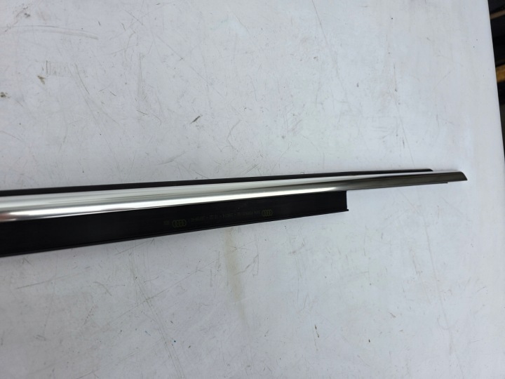 MOULURE RACLOIR PORTES CHROME DROITE AVANT DROIT AVANT AUDI A6 C7 4G