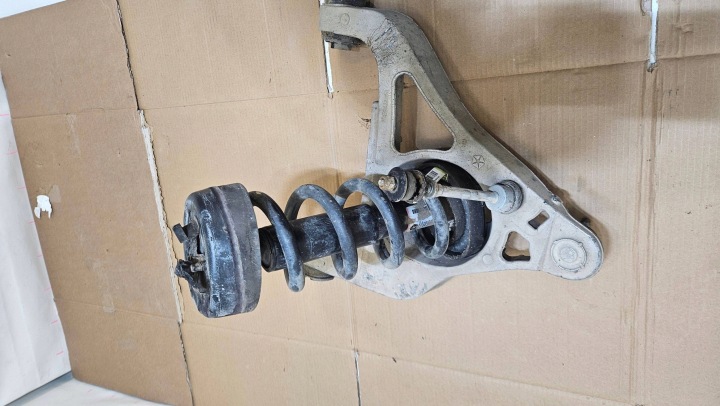 ROTULE DE DIRECTION AMORTISSEUR BRAS DE SUSPENSION INFÉRIEUR DROIT AVANT DODGE RAM TRANSMISSION AVANT 5,7 HEMI 05168