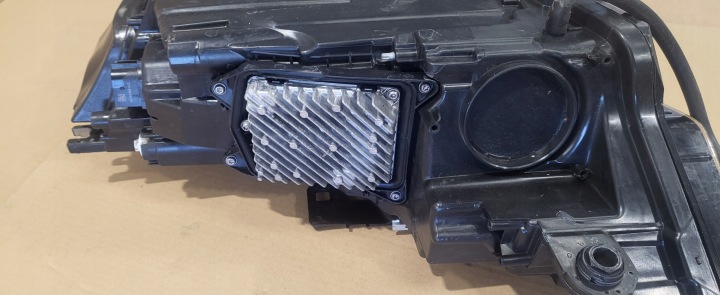 AUDI A6 C8 4K0941040E PHARE DROITE COMPLET LED MATRIX