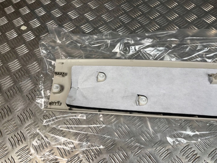 WYKONZENIE COUVERCLES COUVERCLES DE COFFRE BMW 7417424 2020