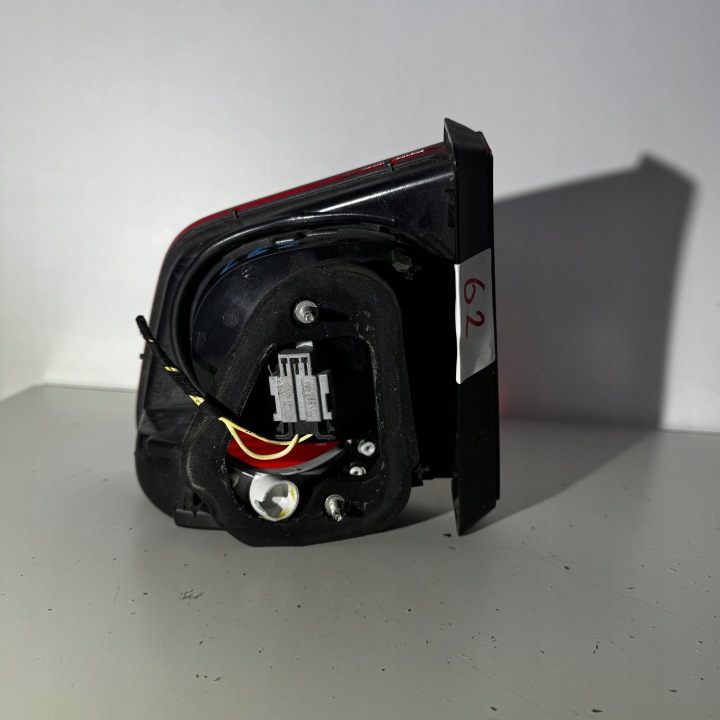 PHARE GAUCHE ARRIÈRE GAUCHE ARRIÈRE VOLKSWAGEN TIGUAN 5N 5N0945093