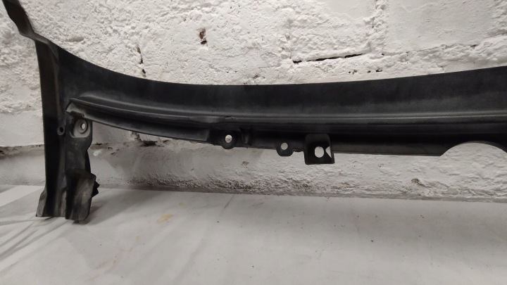 TESLA AVEC LIFT DOUBLURE DE PASSAGE DE ROUE PLASTIQUE 1060509-00-B