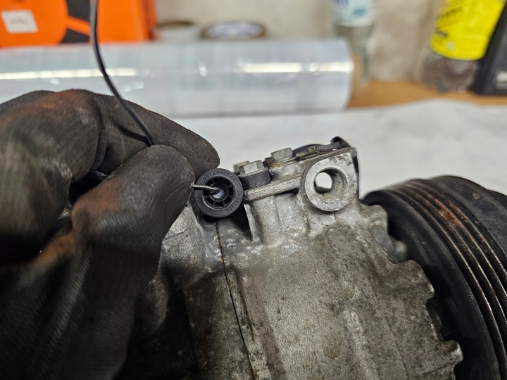 BMW OE GE447220-8025 COMPRESSEUR DE CLIMATISATION