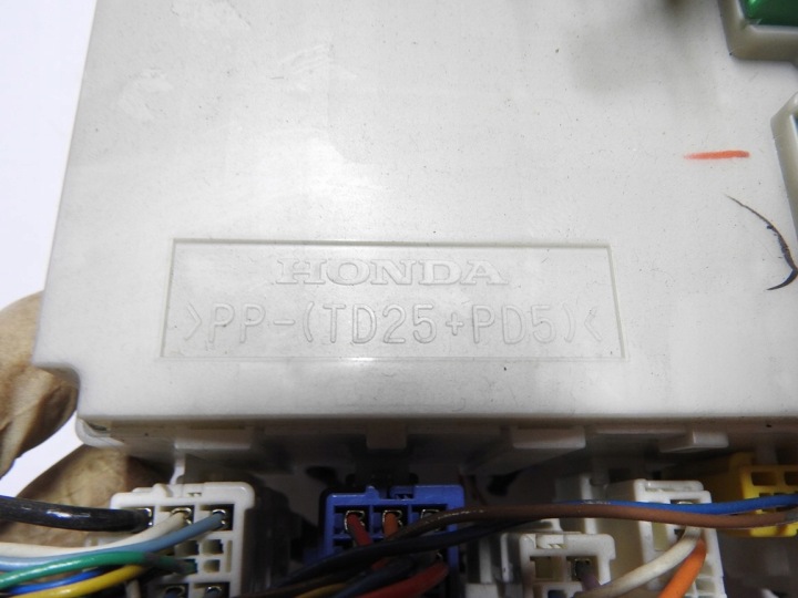HONDA CR-Z 10-16 MODULE FUSIBLE 116RA-000007