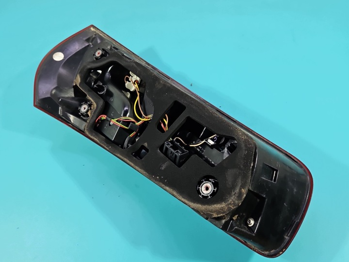 PHARE ARRIÈRE GAUCHE GARDE-BOUE CITROEN C4 PICASSO II 13-19 LIFT EUROPE
