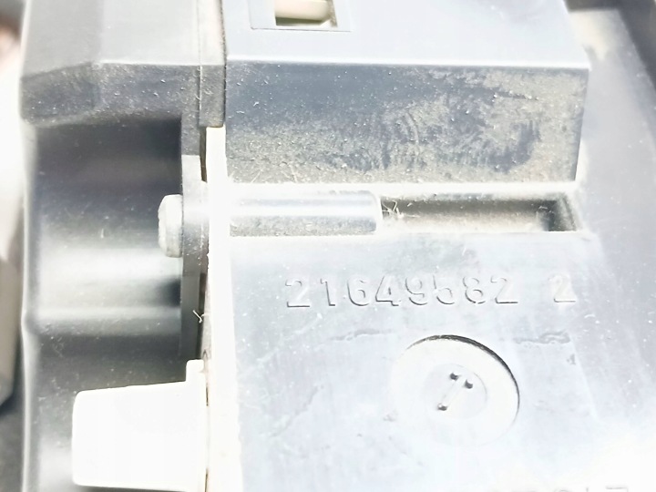 COMPTEUR RENAULT LAGUNA II 21649582