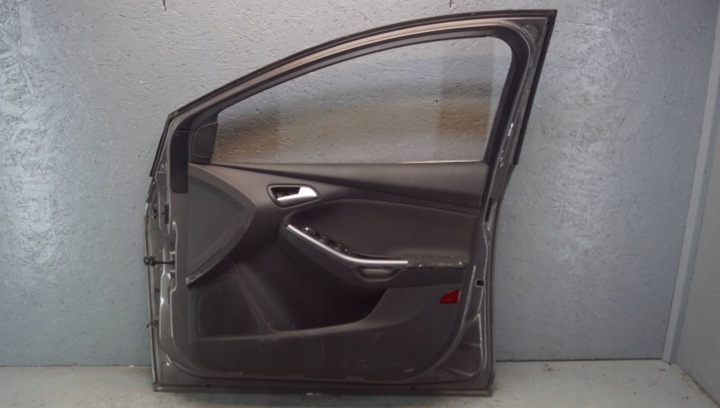 PORTES DROIT AVANT FORD FOCUS MK3 (D1288)