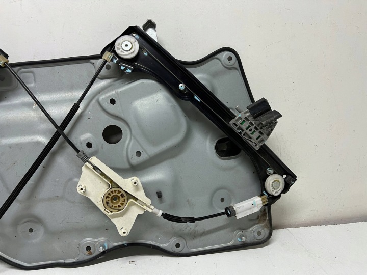 NISSAN 370Z MÉCANISME VITRES CÂBLE ÉLÉVATEUR 915519 915519-105