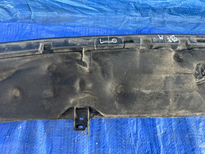 DOUBLURE DE PASSAGE DE ROUE INFÉRIEUR DS7 LIFT 1.6 E-TENSE 9836200980