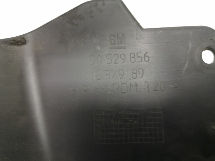 COUVERCLE OCHRONNA,PASEK MOTEUR OPEL CORSA-B TIGRA-A OE 1102348 90529856