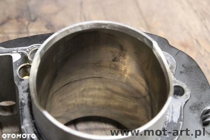 PISTON ARRIÈRE YAMAHA XVS1100 DRAG STAR BT1100