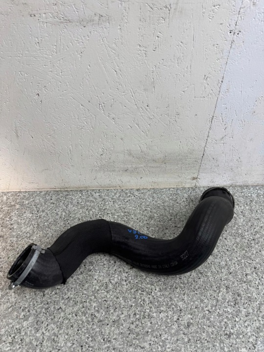 TUYAU FIL ÉCHANGEUR D'AIR DE SURALIMENTATION VOLVO V70 III 2012- 30792545