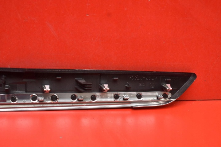 MOULURE DÉCORATIVE DÉCOR PORTES GAUCHE ARRIÈRE 9151205 BMW F01 08-12