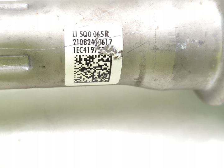 VW ID.5 JOINT ARBRE COLONNES DIRECTION PRO MOTEUR ÉLECTRIQUE 5Q0065R