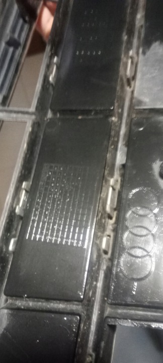 AUDI A8 4HO GRILLE CALANDRE CHROME RADIATEUR ORIGINAL