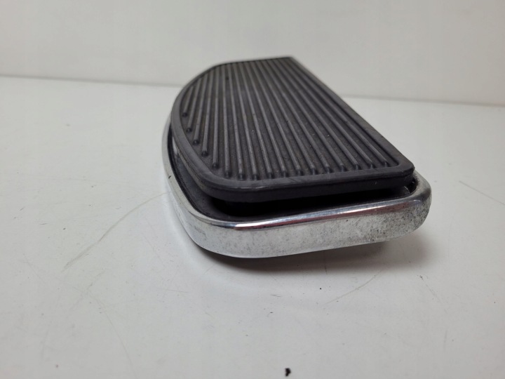 HARLEY DAVIDSON TOURING 2021+ PLATEFORME DROIT CAOUTCHOUC ORIGINAL