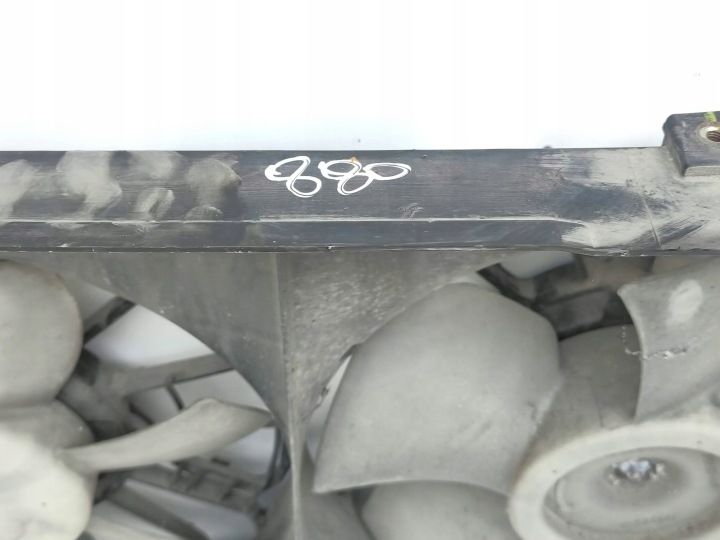 TOYOTA COROLLA VERSO AR10 2005 ÉLECTRIQUE VENTILATEUR RADIATEUR