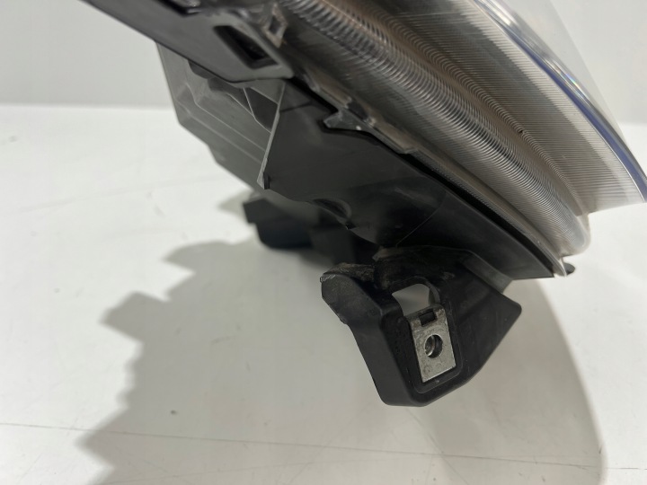 PHARE GAUCHE AVANT AVANT IVECO DAILY 05802476874