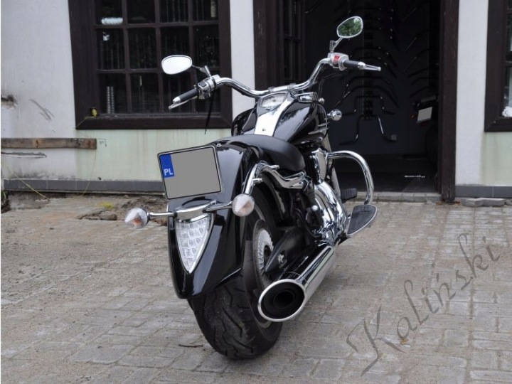 SILENCIEUX TRAVERSANT YAMAHA MIDNIGHT STAR 1900